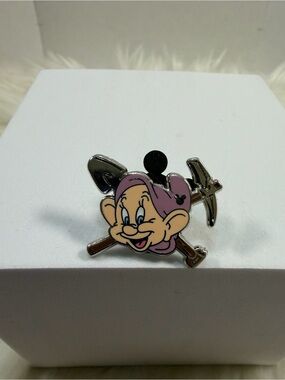 💙3/$20💙 Disney Dopey Character Enamel Pin in Purple and Peach with Silver Tools